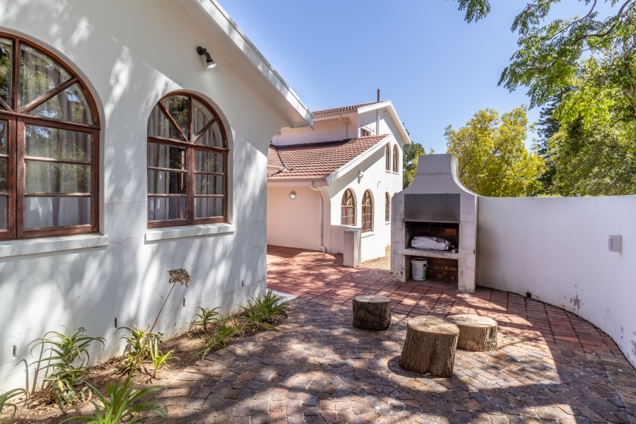 6 Bedroom Property for Sale in Brandwacht Western Cape